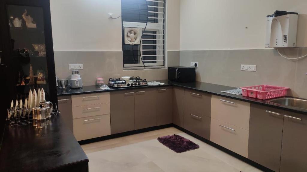 מנגלור Aikya Kadri #Your Home Away From Home# Non Smoke# Vegetarians Preferred# Strictly For Families מראה חיצוני תמונה