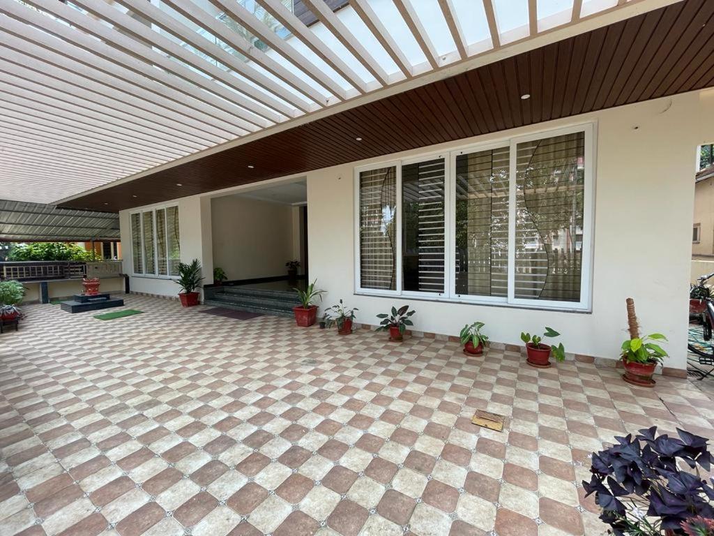 מנגלור Aikya Kadri #Your Home Away From Home# Non Smoke# Vegetarians Preferred# Strictly For Families מראה חיצוני תמונה